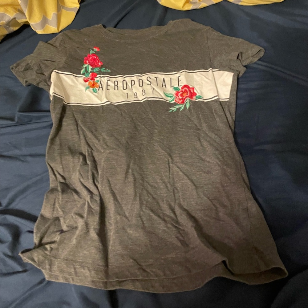Gray Aeropostale 1987 classic crewneck size medium made in China